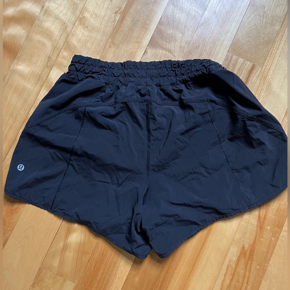 Lululemon track that 5” short